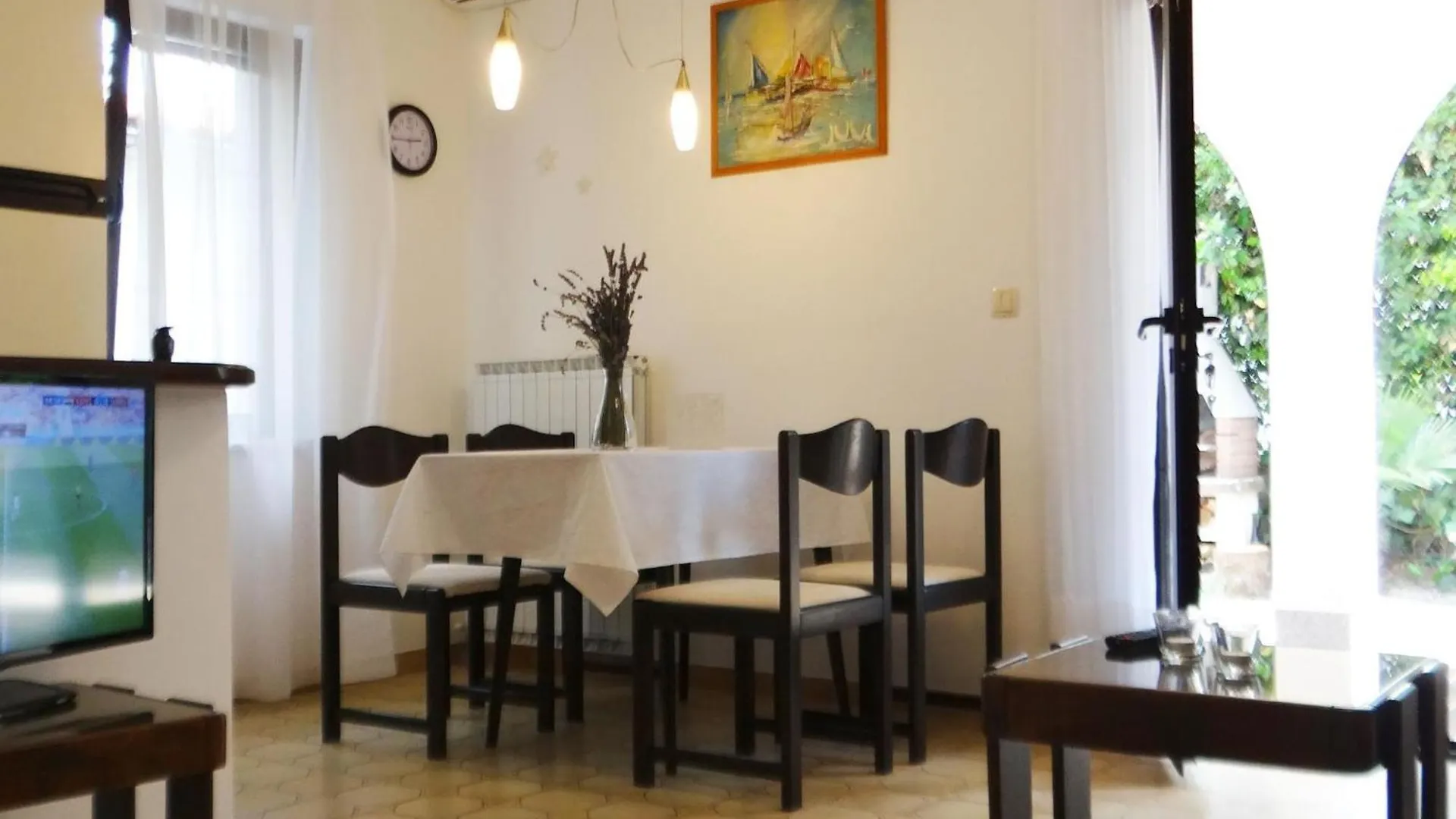 Scenic And Refined Krk Apartment With Terrace - One Bedroom Apartment With Terrace Krk Town Croatia