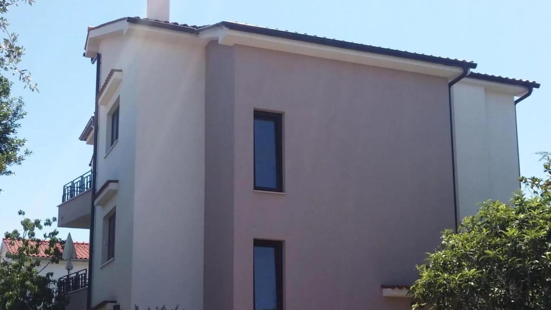 Scenic And Refined Krk Apartment With Terrace - One Bedroom Apartment With Terrace Krk Town